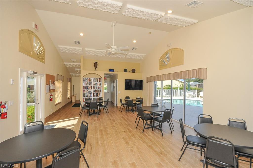 VILLAS AT GREENWOOD LAKE - Residential