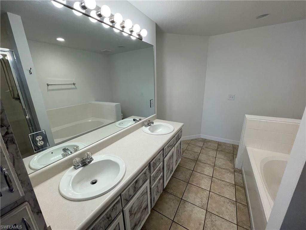 FAIRWAY PRESERVE - Residential Lease