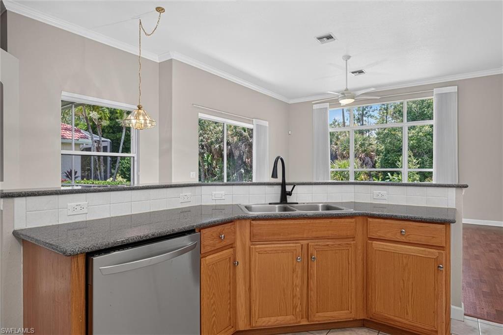 REFLECTION LAKES - Residential