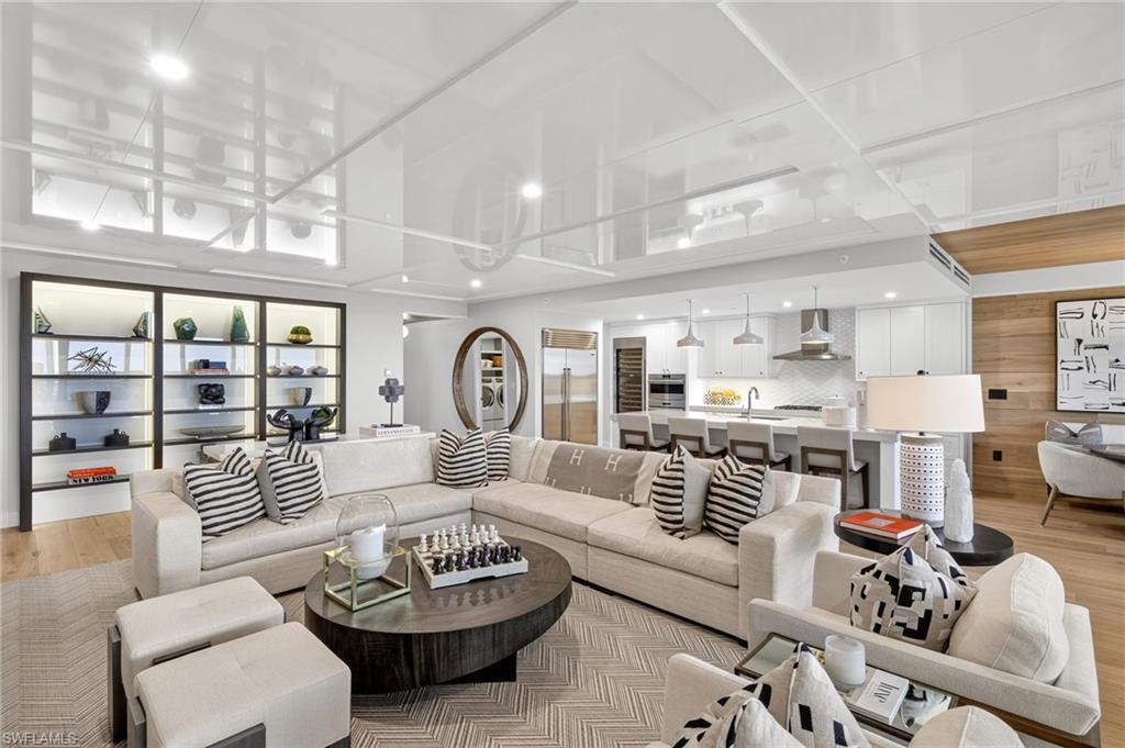 KALEA BAY TOWER 200 - Residential