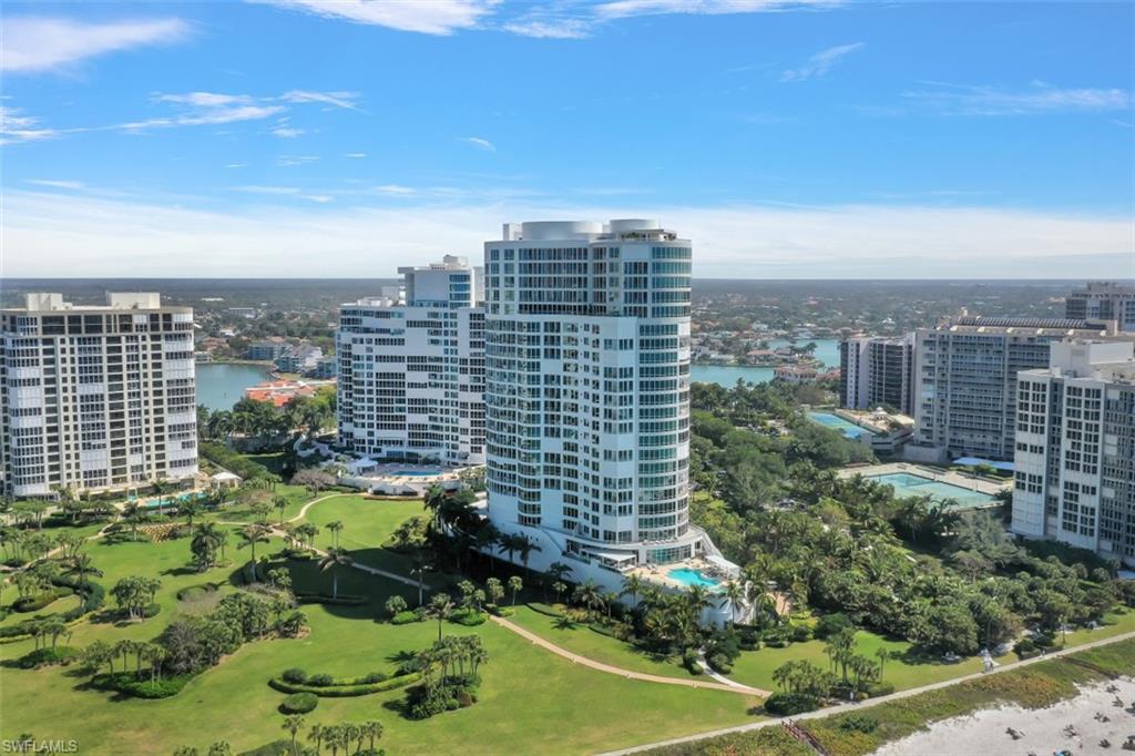 REGENT - Residential