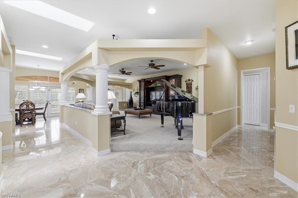 SWAN LAKE SOUTH - Residential