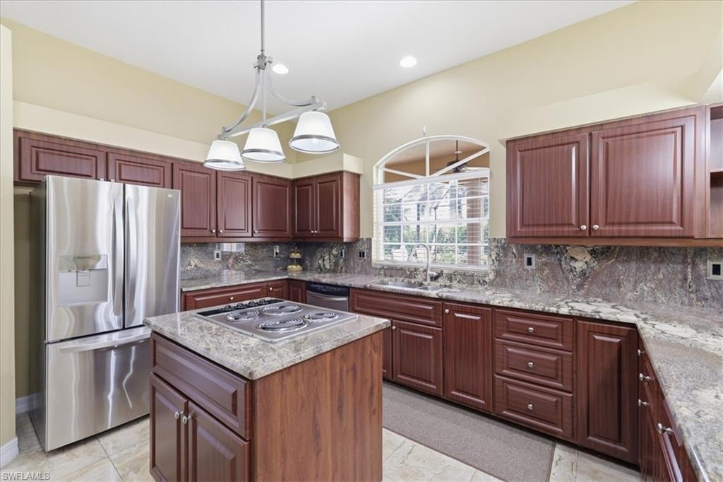 SWAN LAKE SOUTH - Residential