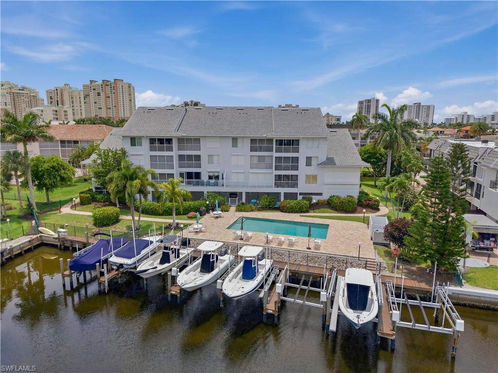 PELICAN PERCH - Residential