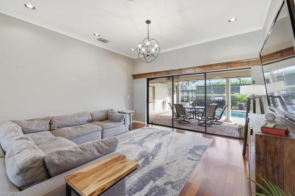 WHISKEY CREEK - Residential