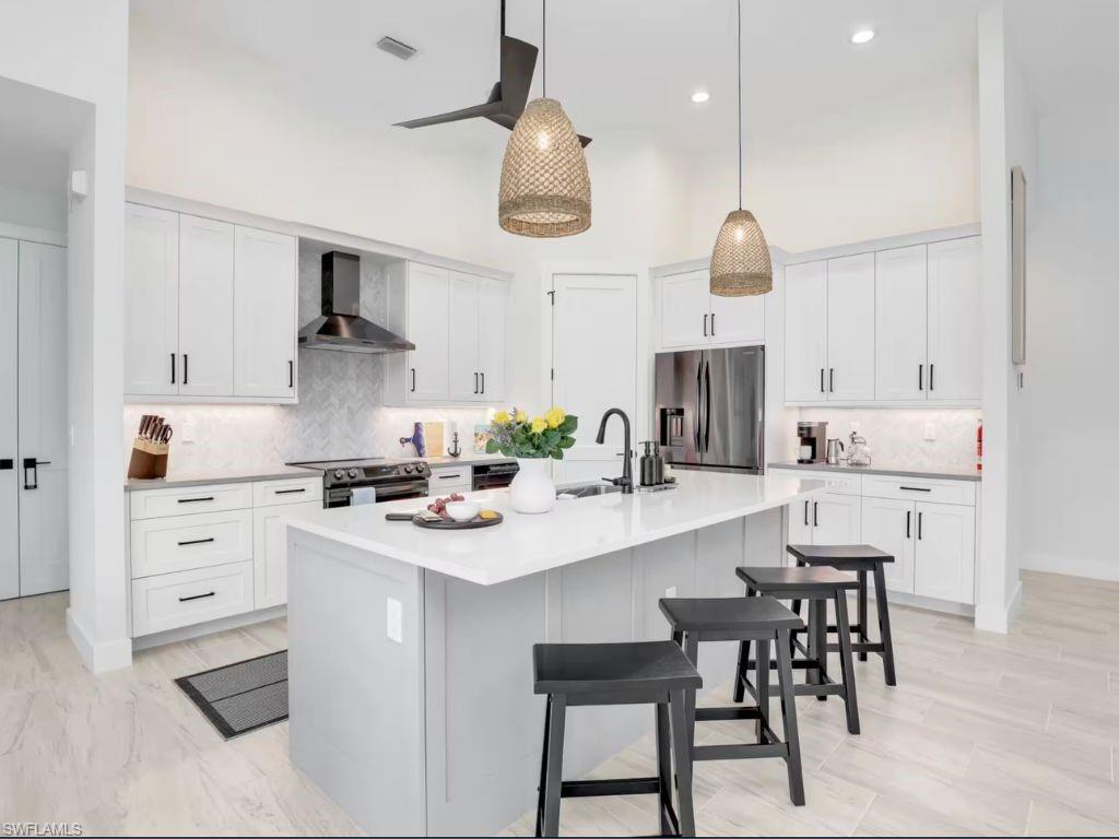 MARCO ISLAND - Residential Lease