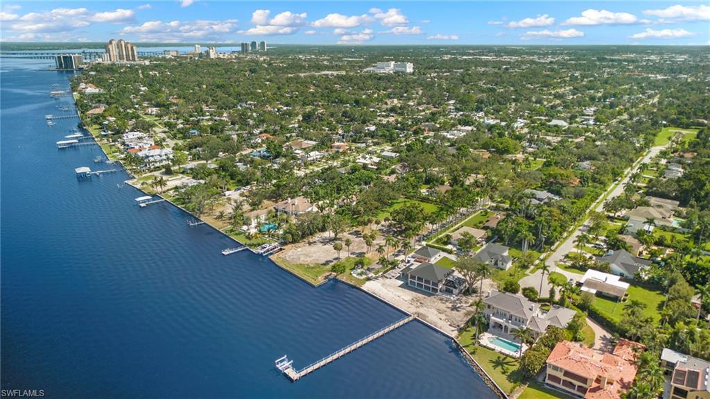 FORT MYERS - Land