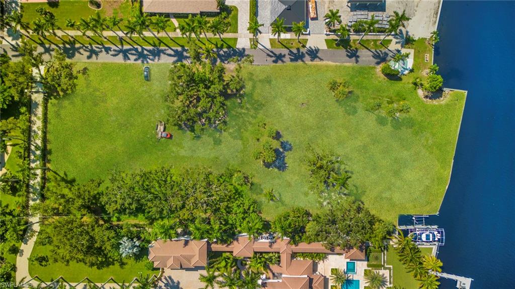 FORT MYERS - Land