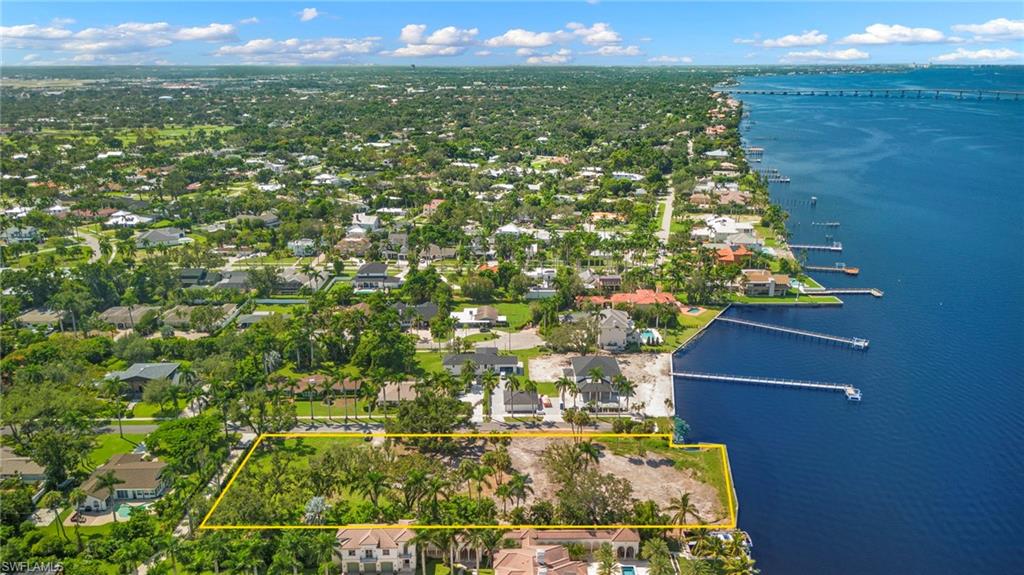 FORT MYERS - Land