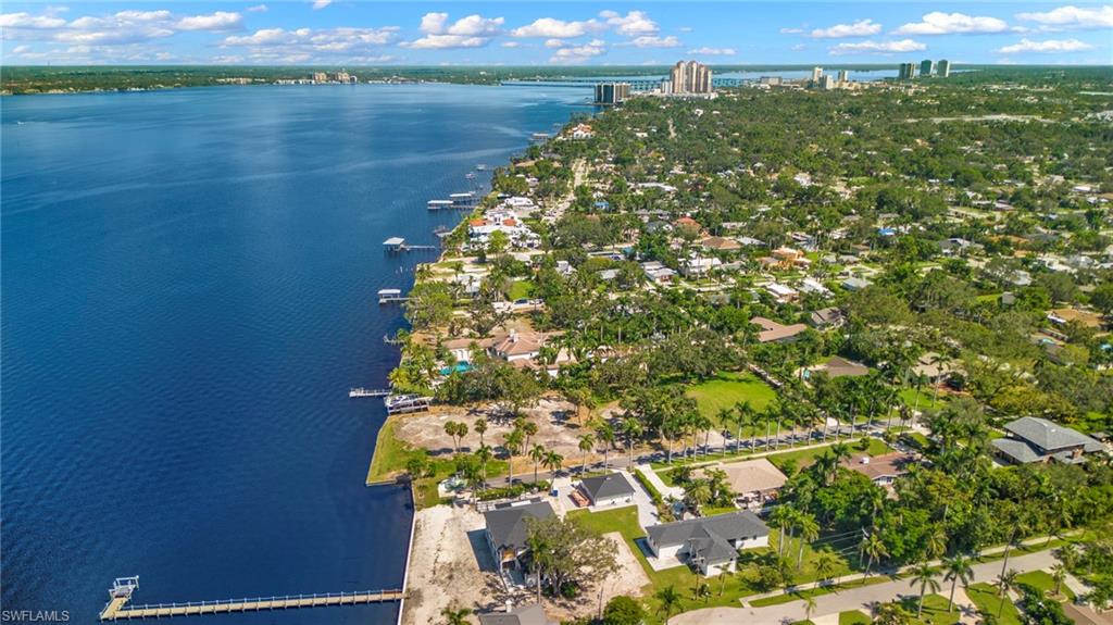 FORT MYERS - Land