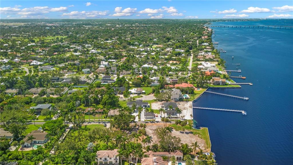 FORT MYERS - Land