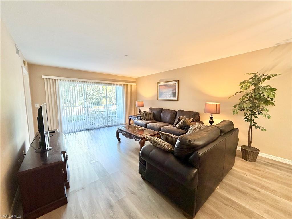 VANDERBILT VILLAS - Residential Lease