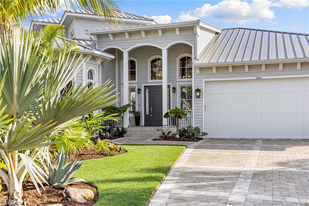 ROYAL HARBOR - Residential