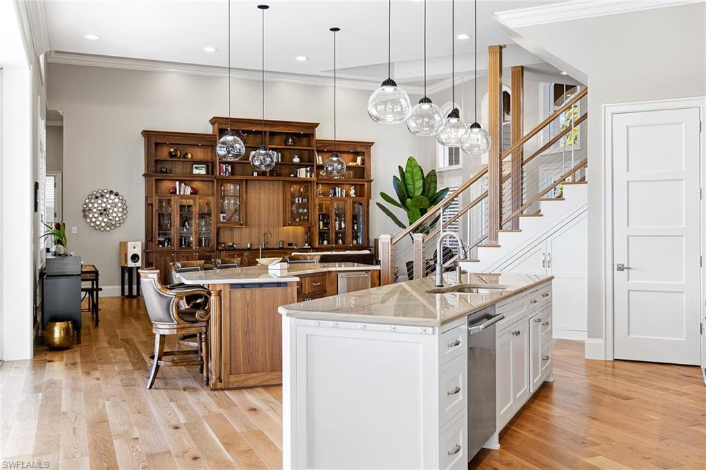 ROYAL HARBOR - Residential