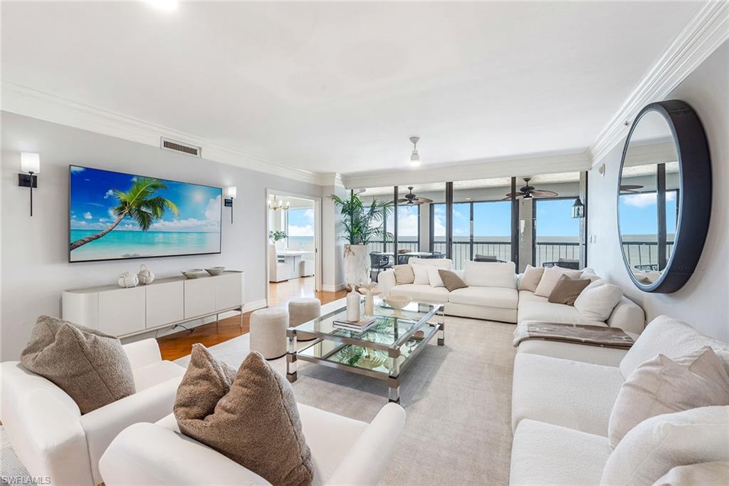 CARLYSLE AT BAY COLONY - Residential