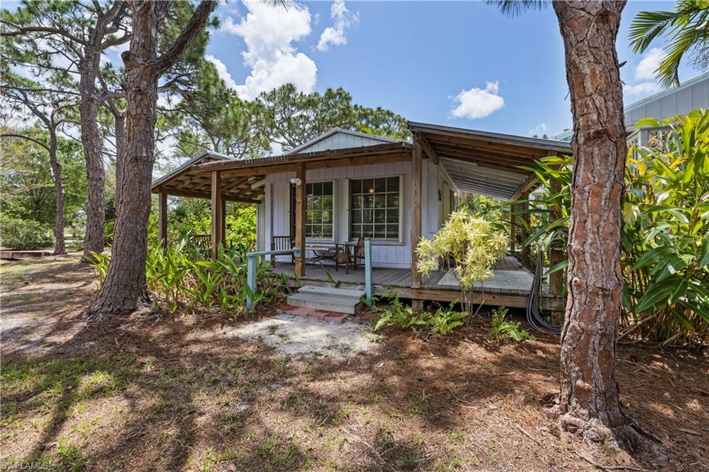 NESTING OF PINE ISLAND - Residential