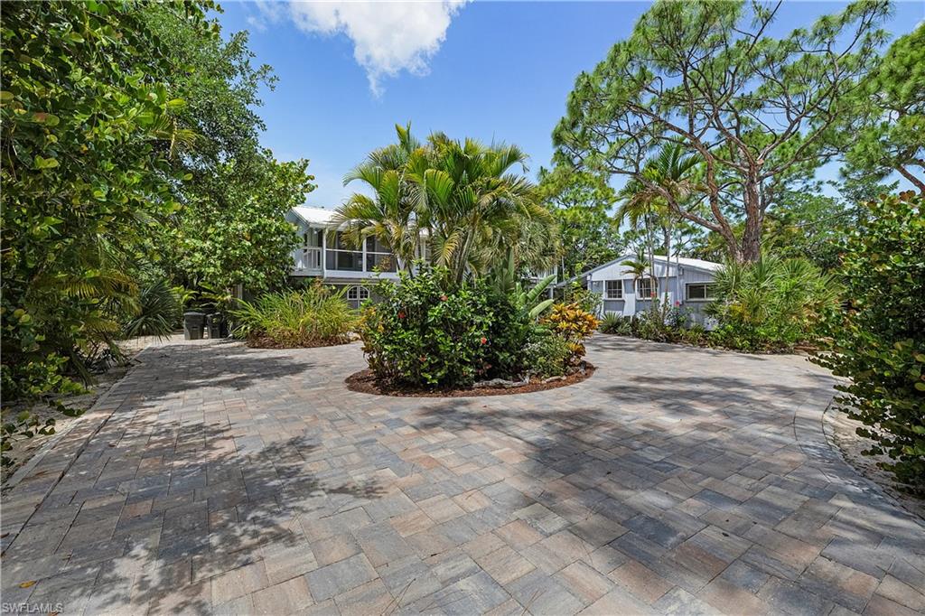 NESTING OF PINE ISLAND - Residential