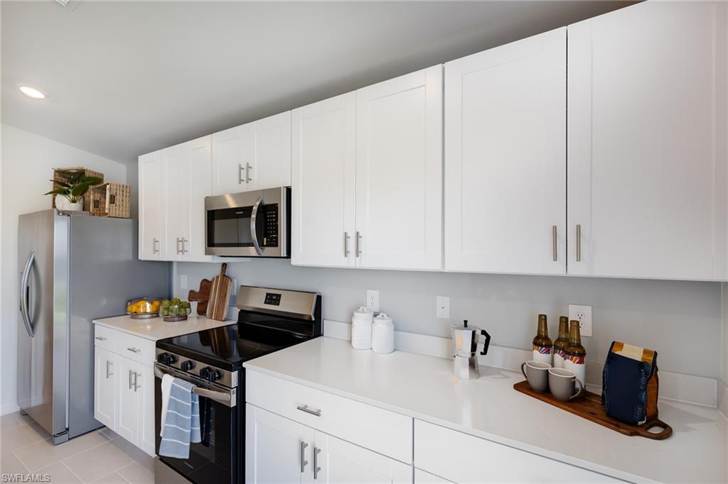 SABAL GLEN AT MIDTOWN - Residential