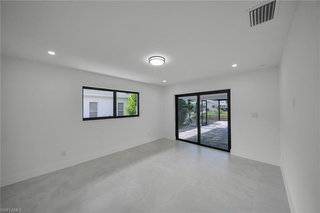 CORNWALLIS - Residential