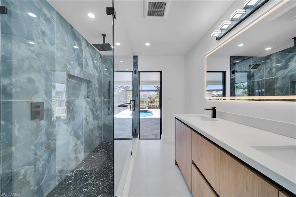 CORNWALLIS - Residential