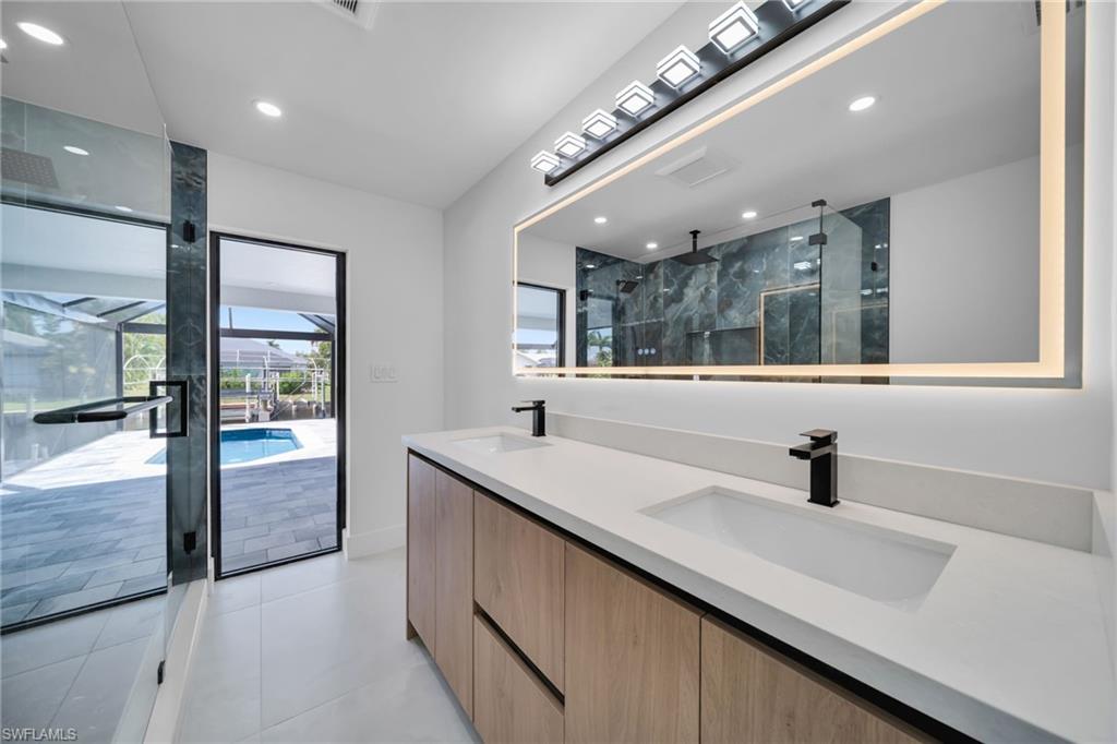CORNWALLIS - Residential