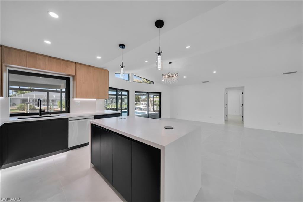 CORNWALLIS - Residential