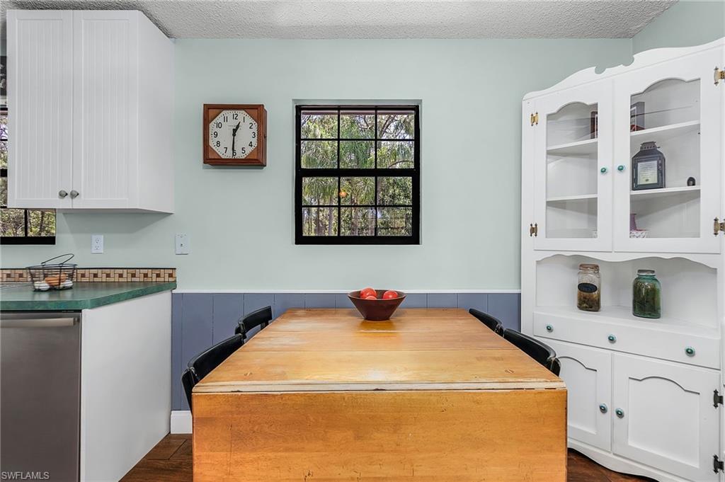SAN CARLOS ESTATES - Residential