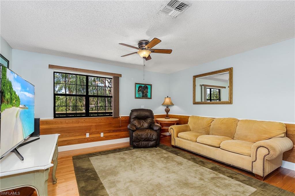 SAN CARLOS ESTATES - Residential