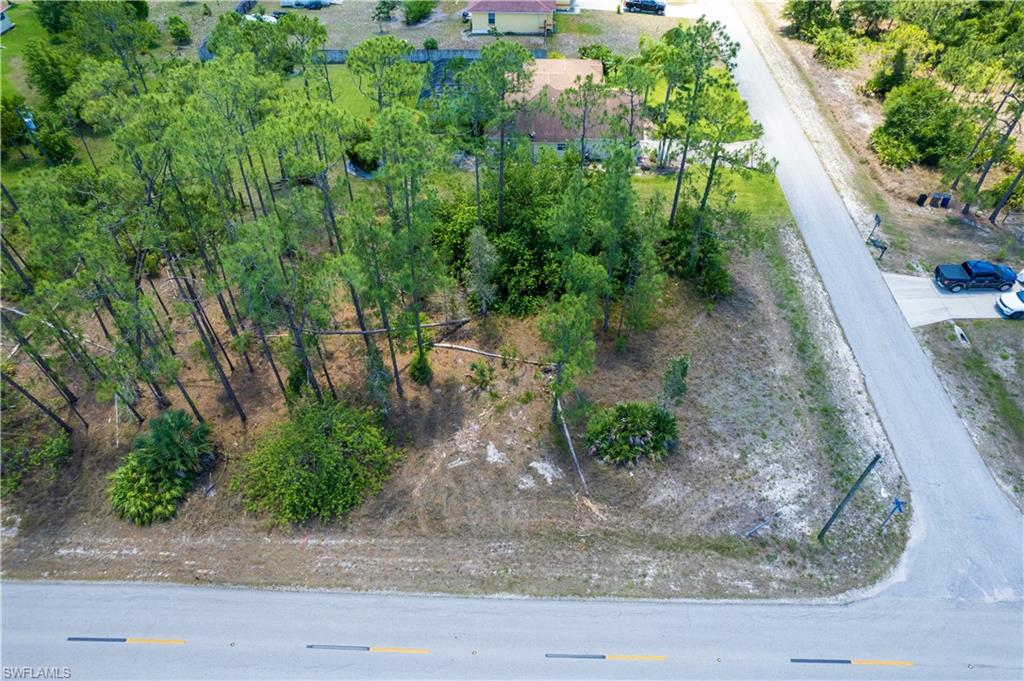 LEHIGH ACRES - Land