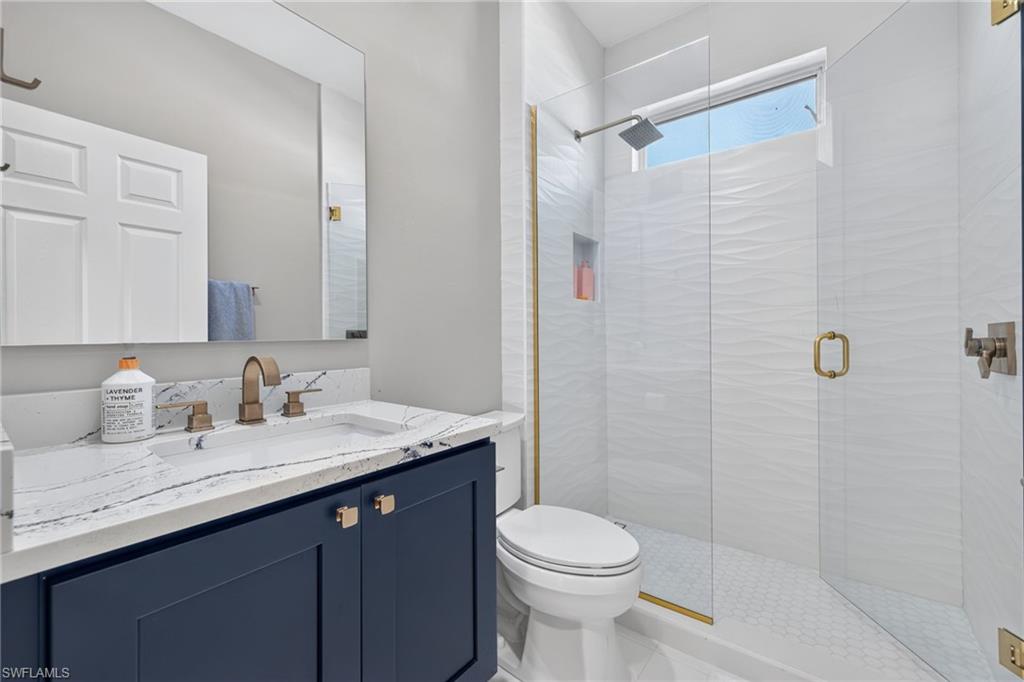 COLONY LAKES - Residential