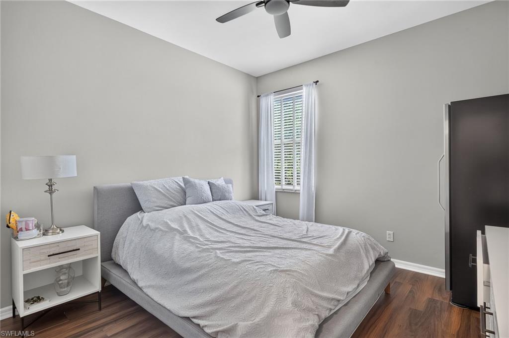 COLONY LAKES - Residential