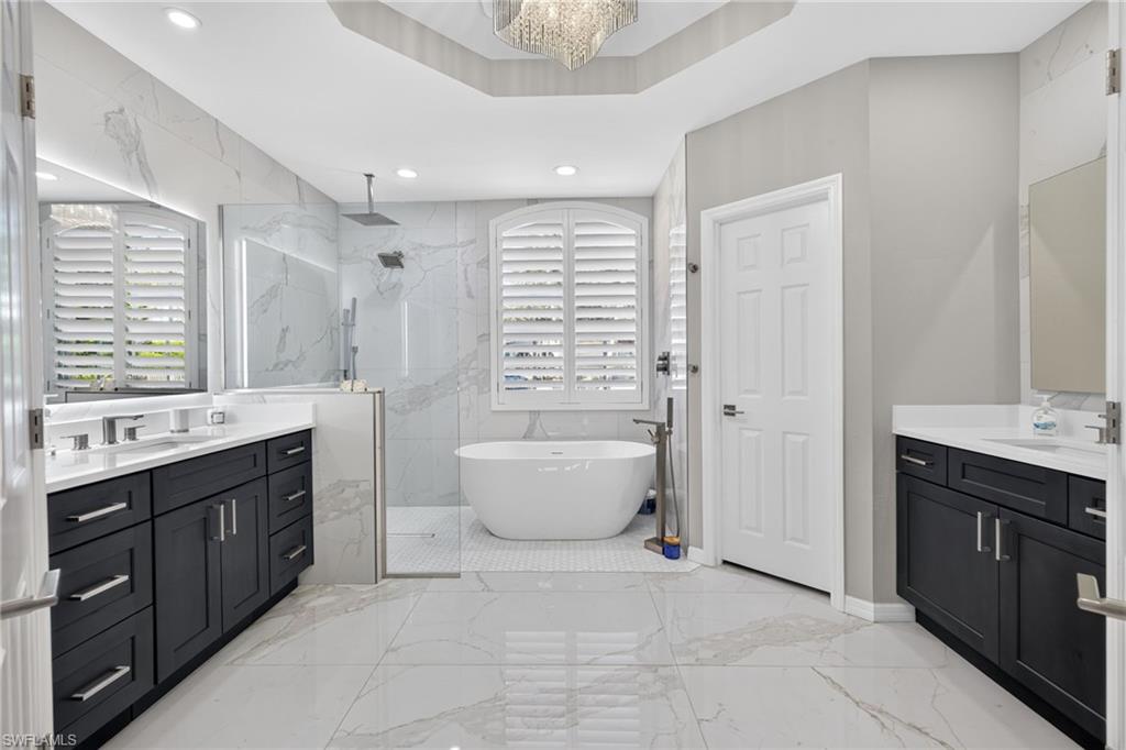 COLONY LAKES - Residential
