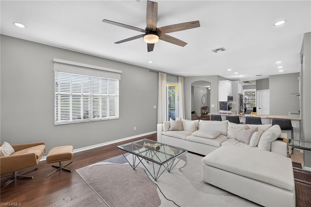 COLONY LAKES - Residential