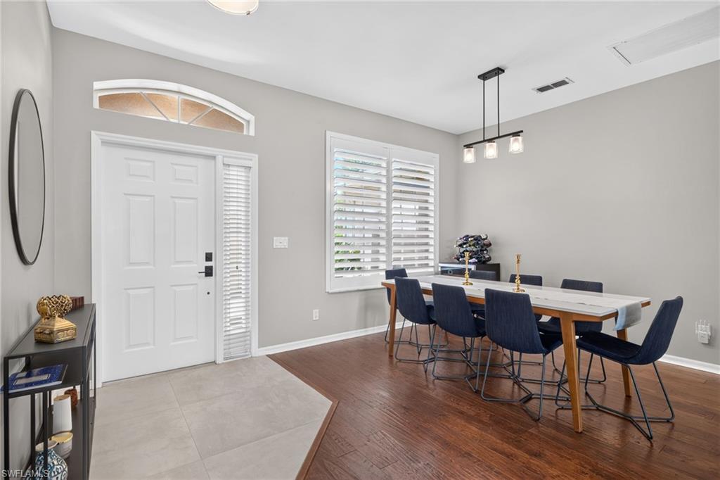 COLONY LAKES - Residential