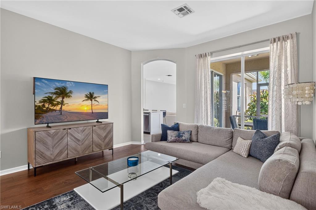 COLONY LAKES - Residential