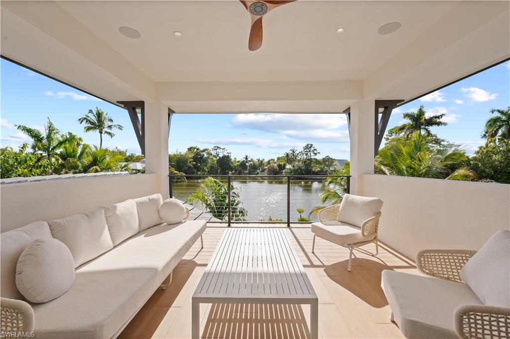 LAKE PARK - Residential