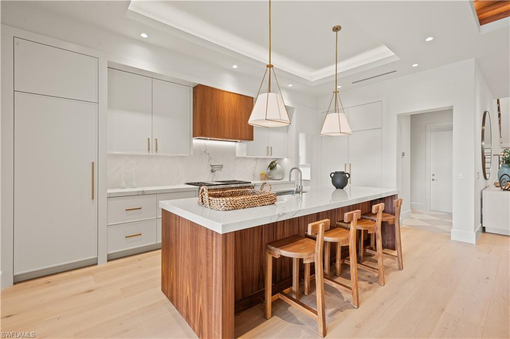 LAKE PARK - Residential