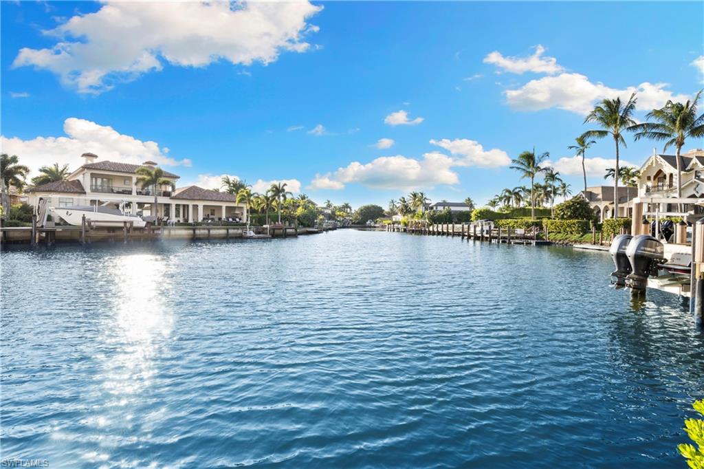 AQUALANE SHORES - Residential
