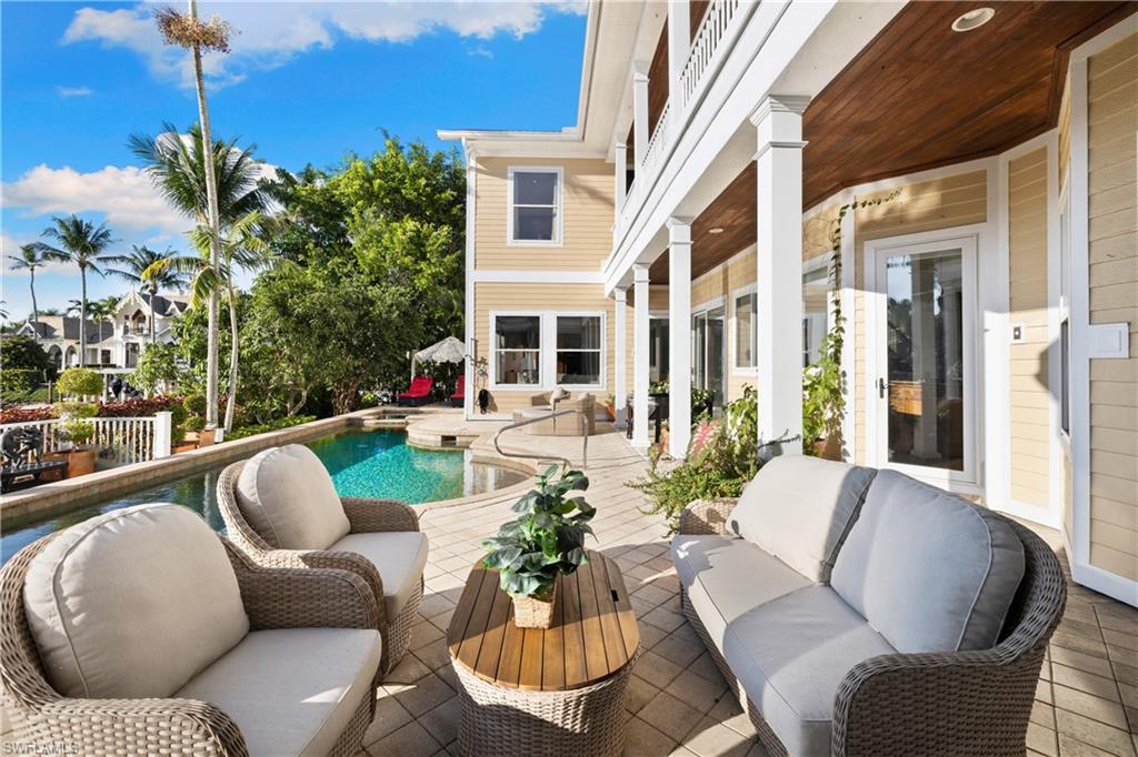AQUALANE SHORES - Residential
