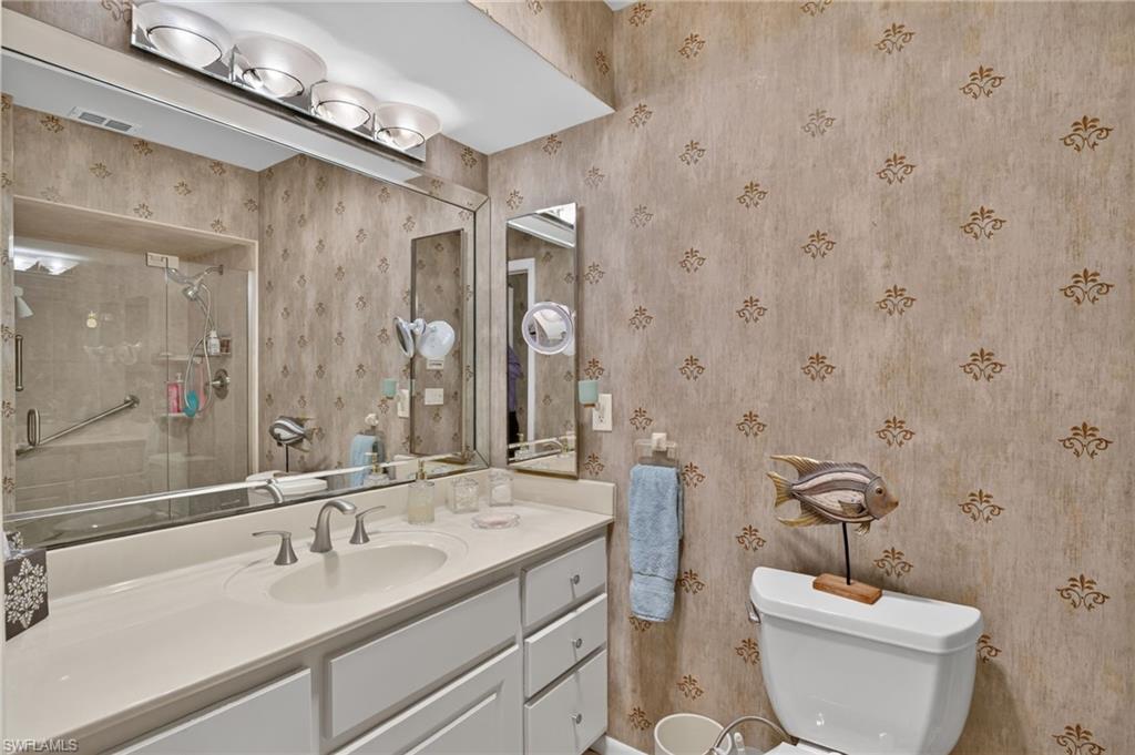 CORAL REEF CONDO - Residential