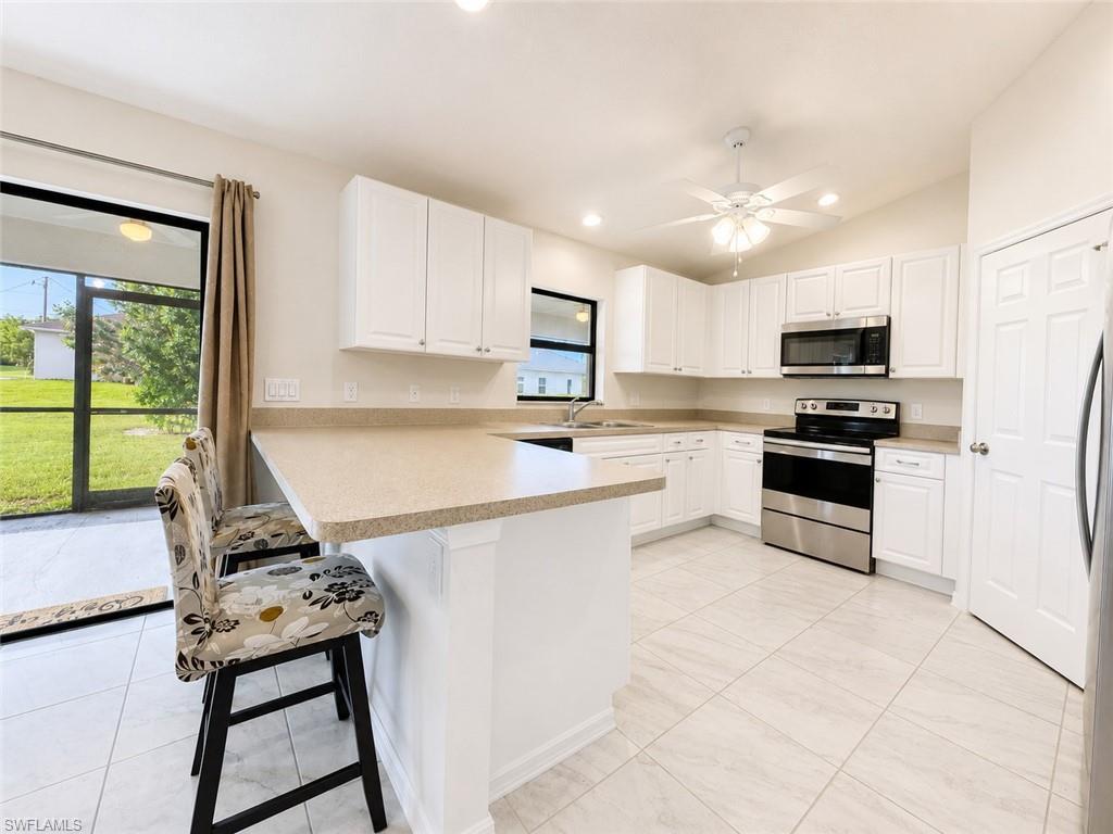 CAPE CORAL - Residential Lease