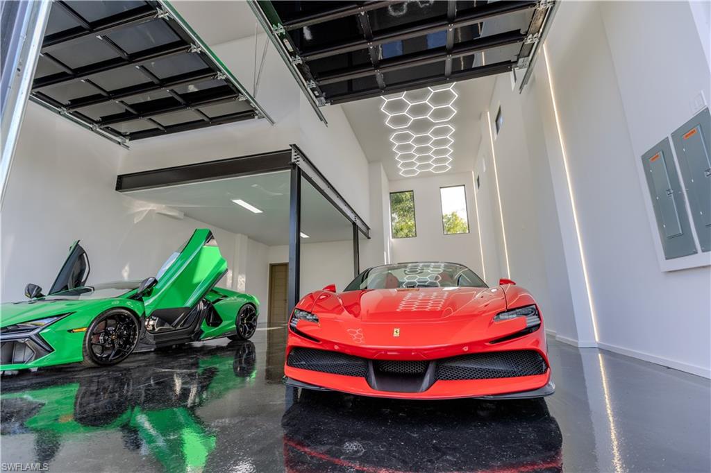 BONITA SPRINGS - Residential
