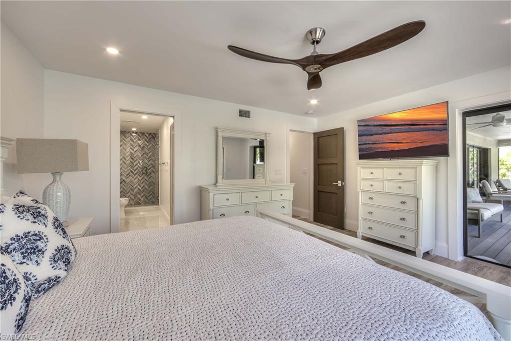 BEACH HOMES - Residential