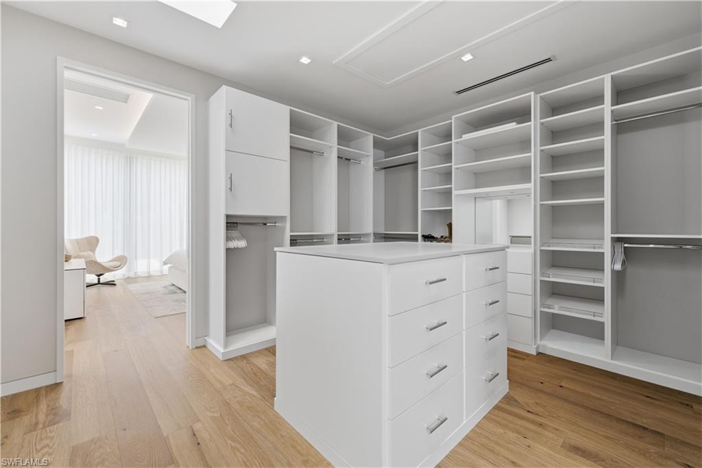 OLDE NAPLES - Residential Lease