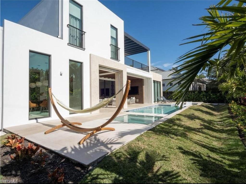OLDE NAPLES - Residential Lease