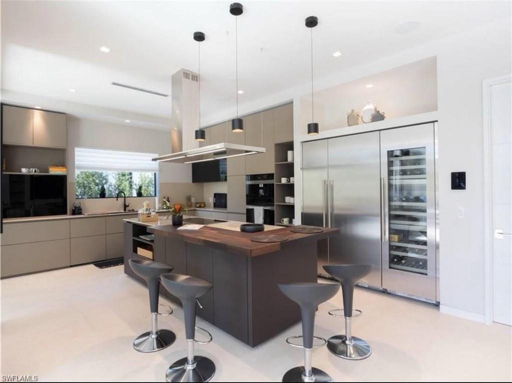 OLDE NAPLES - Residential Lease