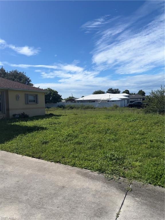 LEHIGH ACRES - Residential