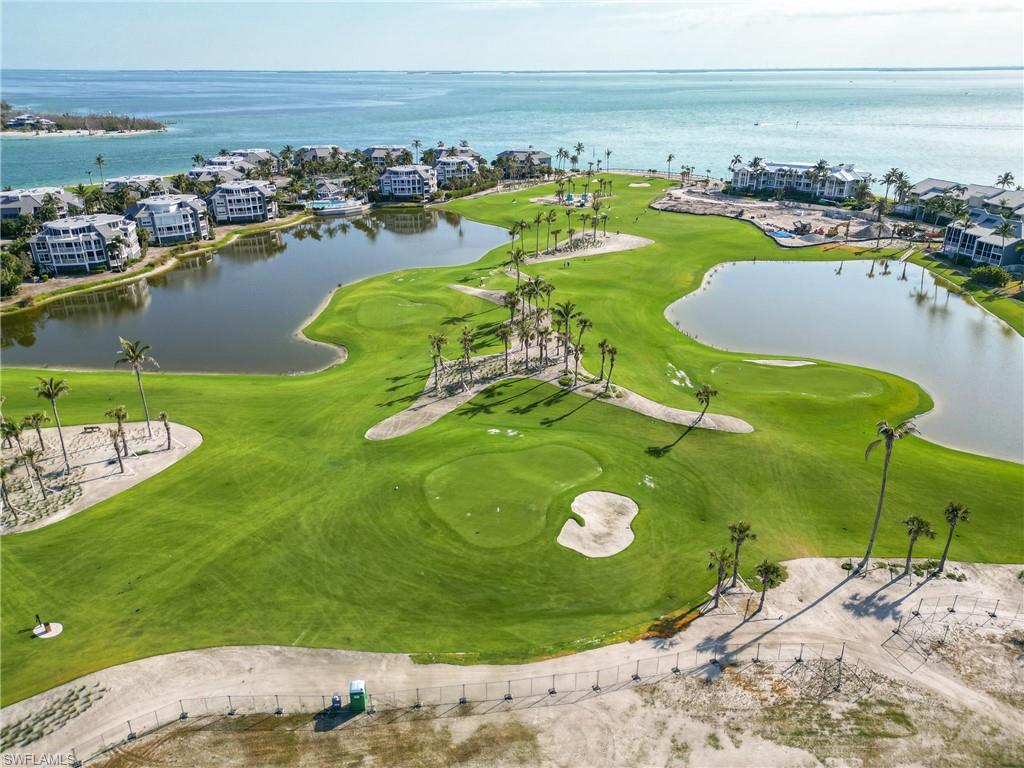 BAYSIDE VILLAS - Residential