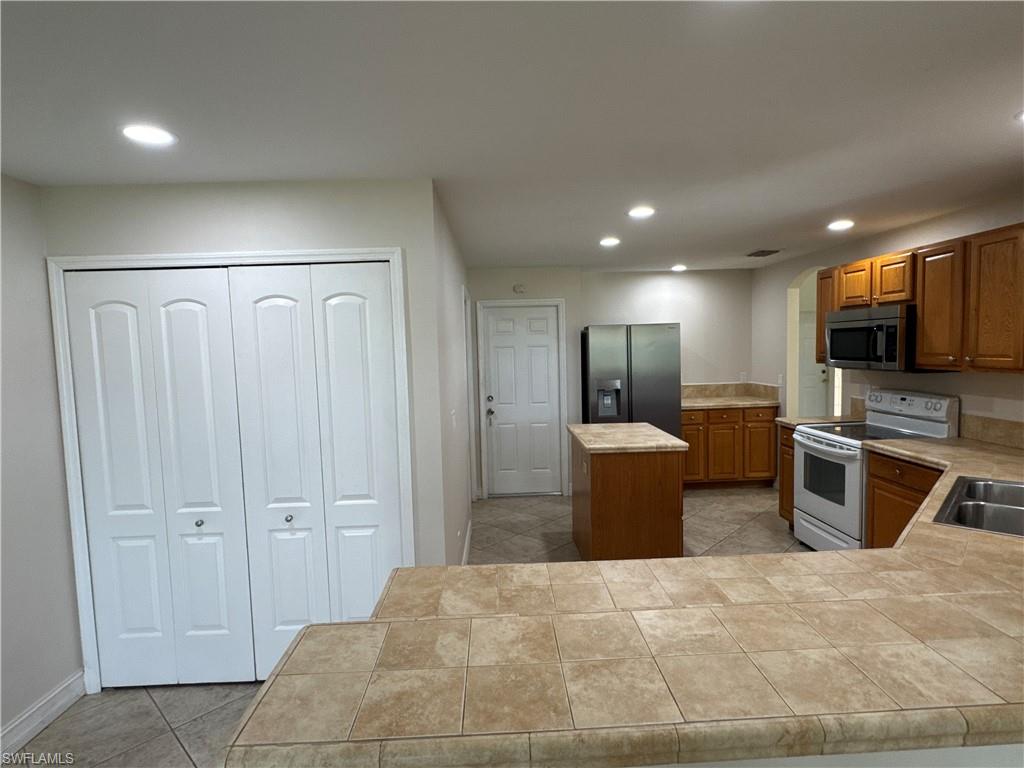 LEHIGH ACRES - Residential Lease