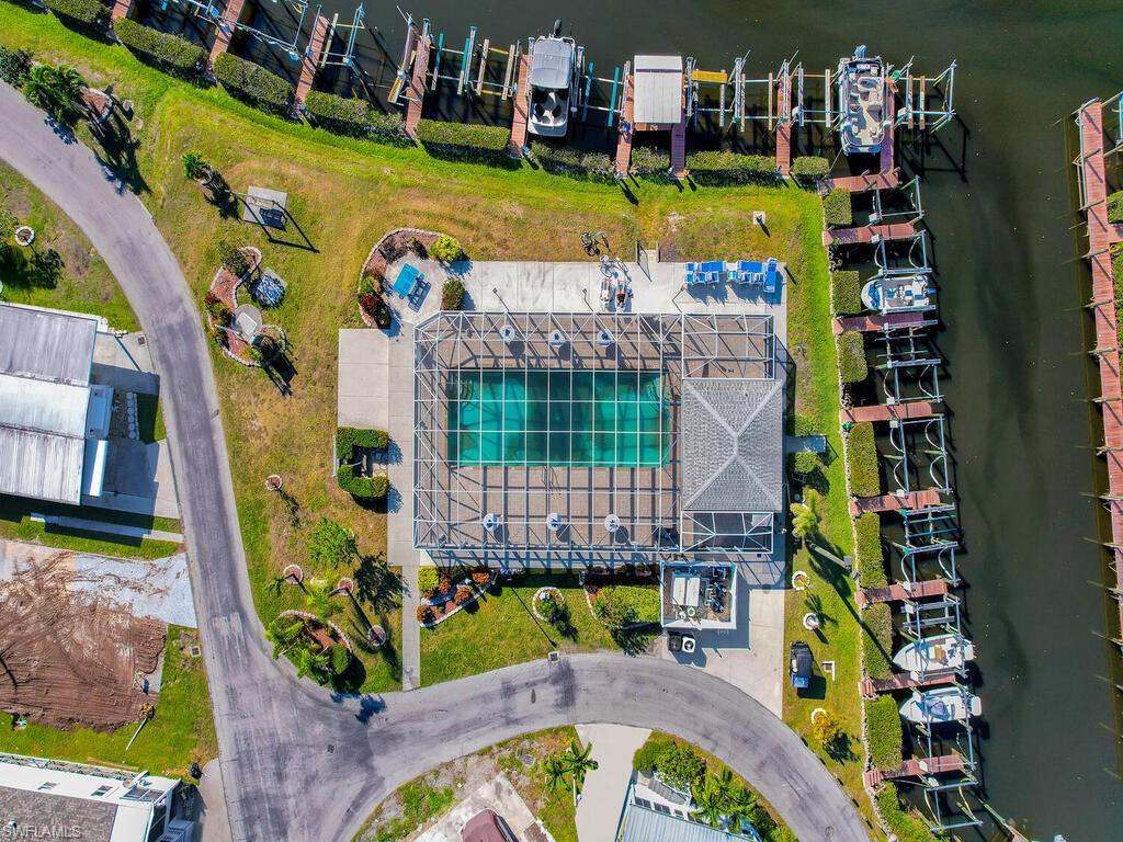 MARINERS COVE - Land